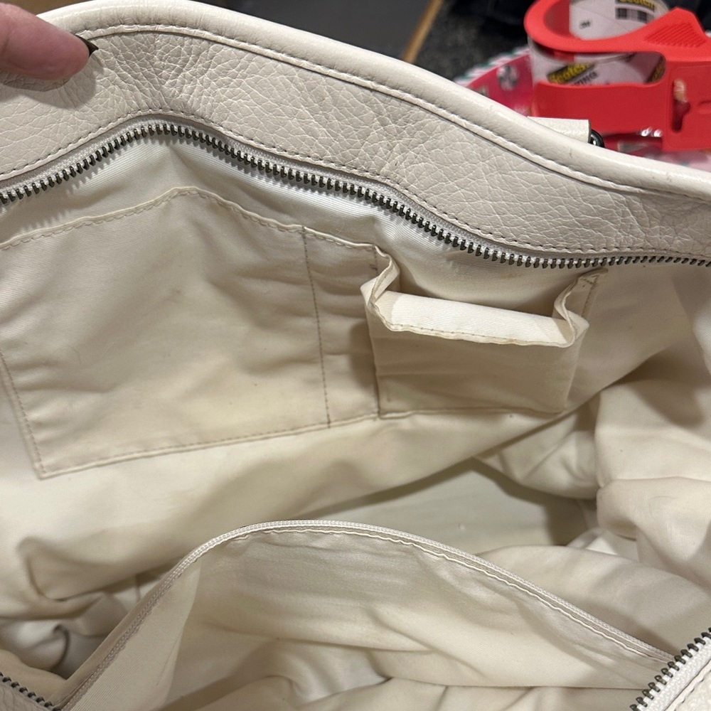Authentic Coach Off-White Leather Tote Bag-WOW, buttery soft genuine leather. - Picture 13 of 13